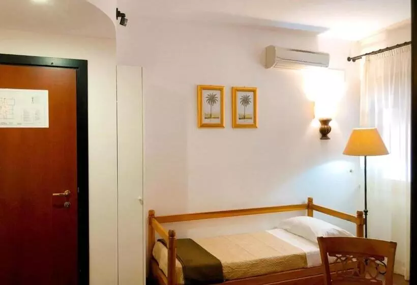 Hotelli Florio Opera Palermo Central