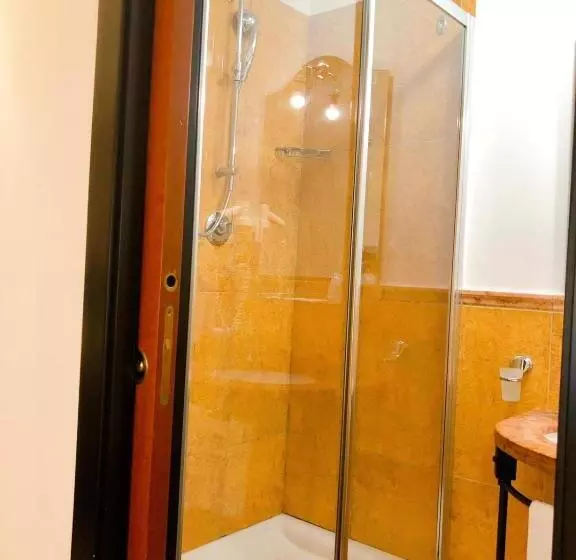 Hotelli Florio Opera Palermo Central