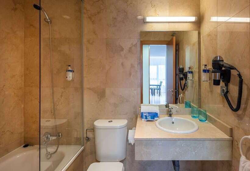 هتل Madrid Airport Suites, Affiliated By Meliá