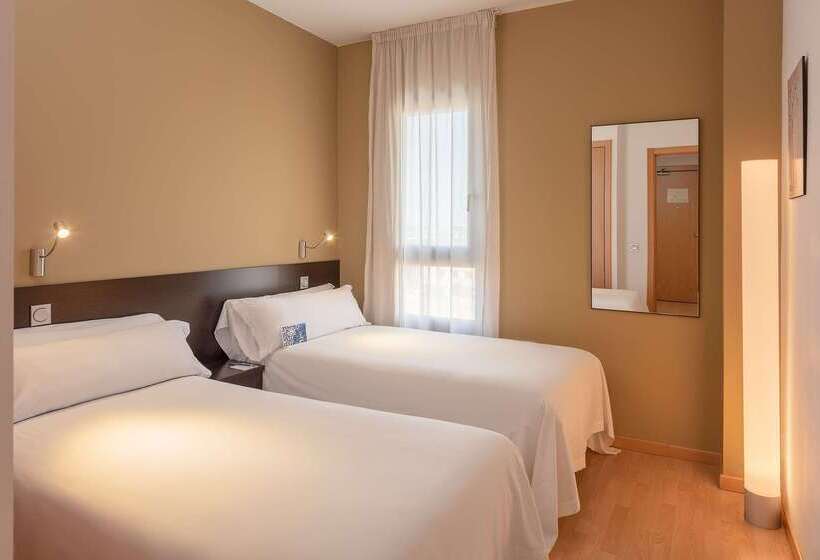 هتل Madrid Airport Suites, Affiliated By Meliá