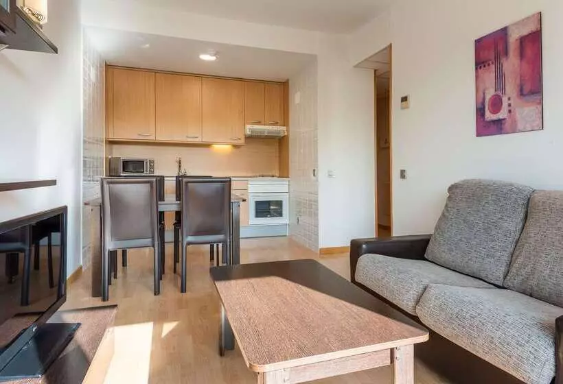 هتل Madrid Airport Suites, Affiliated By Meliá