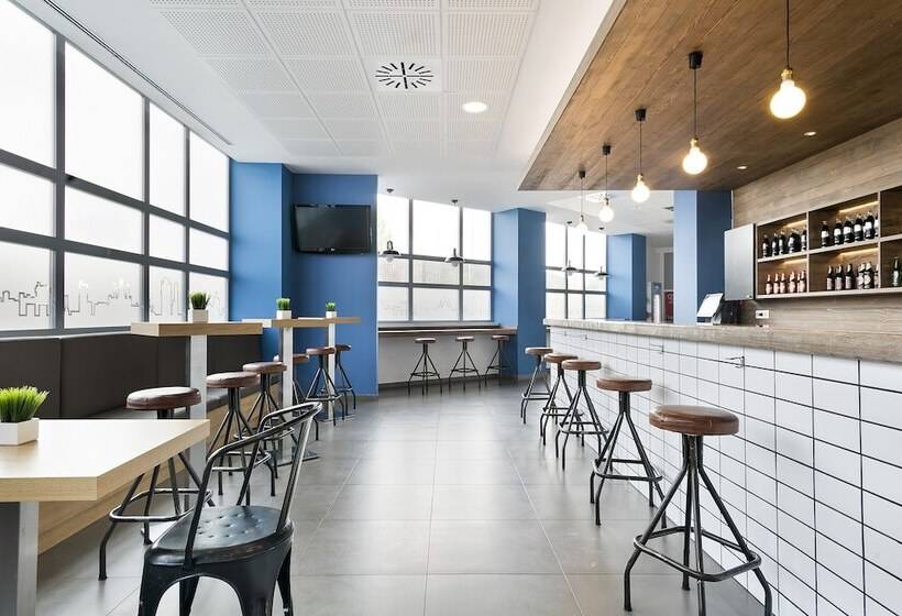 هتل Madrid Airport Suites, Affiliated By Meliá