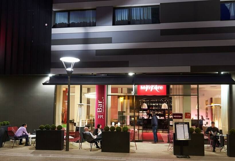 בית מלון כפרי Mercure Cholet Centre