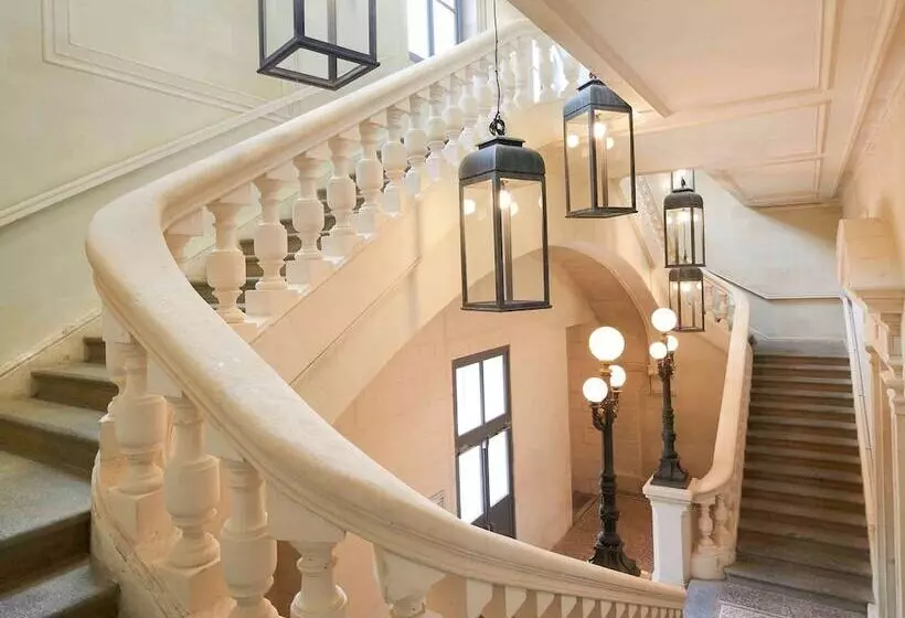 هتل Mercure Cholet Centre