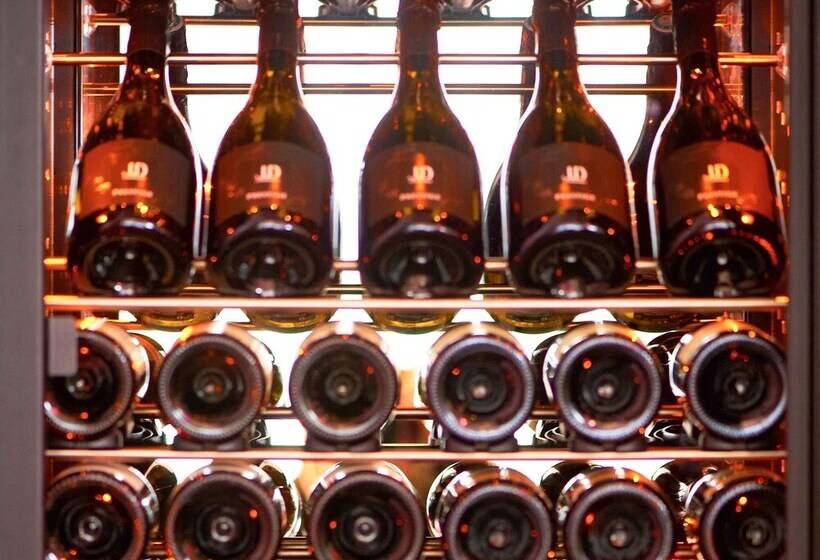 בית מלון כפרי Mercure Cholet Centre