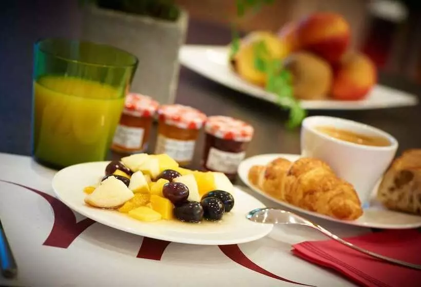 هتل Mercure Cholet Centre