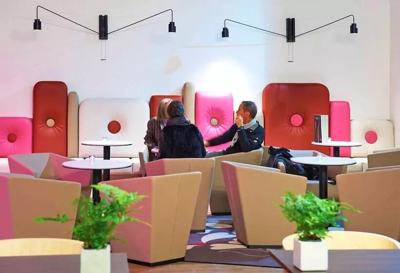 هتل Mercure Cholet Centre