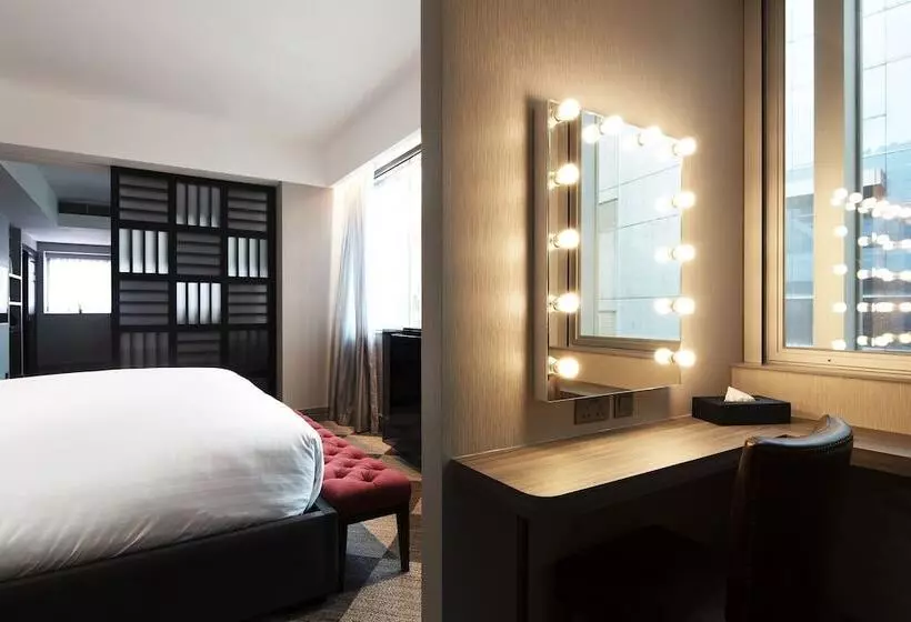 هتل Ovolo Central