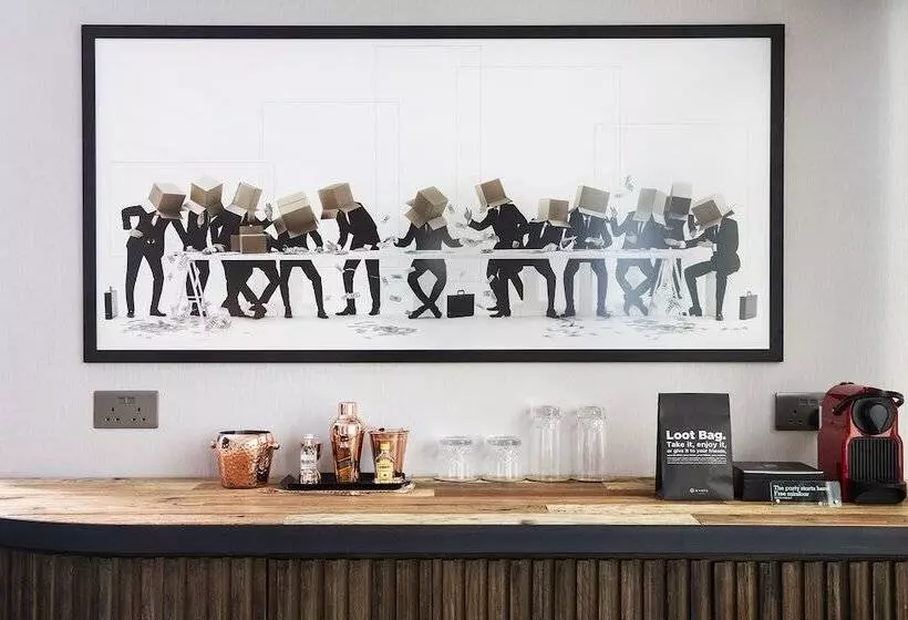 هتل Ovolo Central