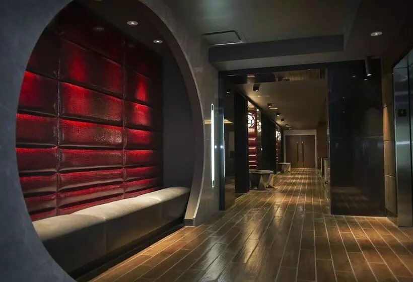 Godfrey Hotel Chicago