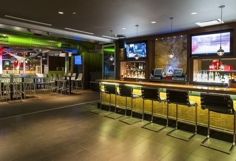 Godfrey Hotel Chicago