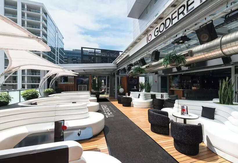 Godfrey Hotel Chicago