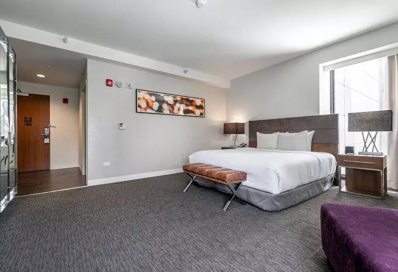 Godfrey Hotel Chicago