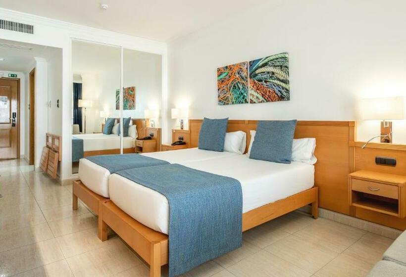 בית מלון כפרי Ukino Palmeiras Village