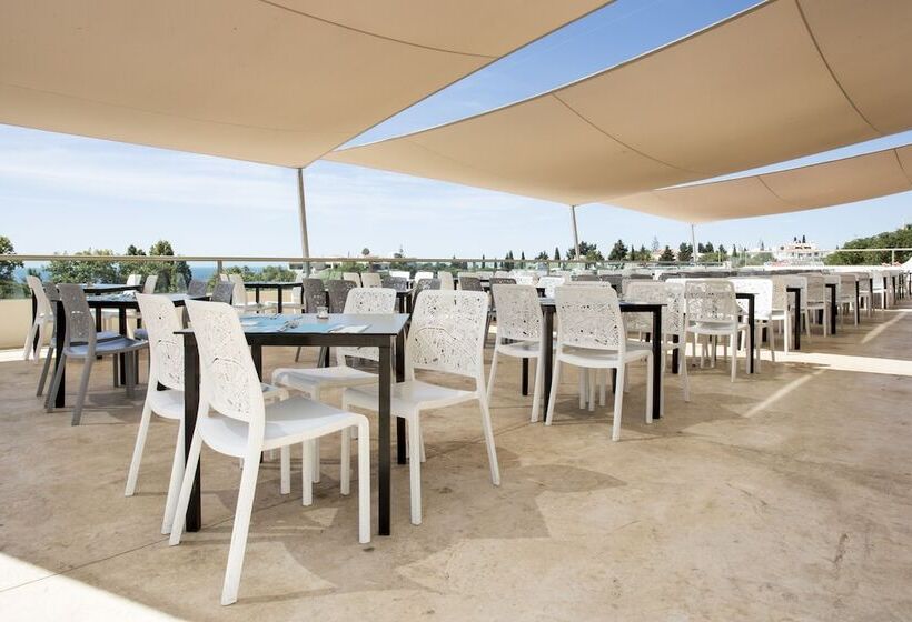 בית מלון כפרי Ukino Palmeiras Village