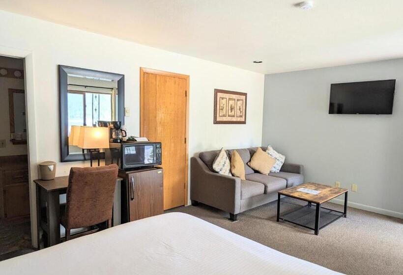 Отель Western Riviera Lakeside Lodging