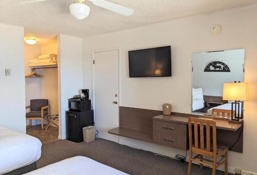 Отель Western Riviera Lakeside Lodging