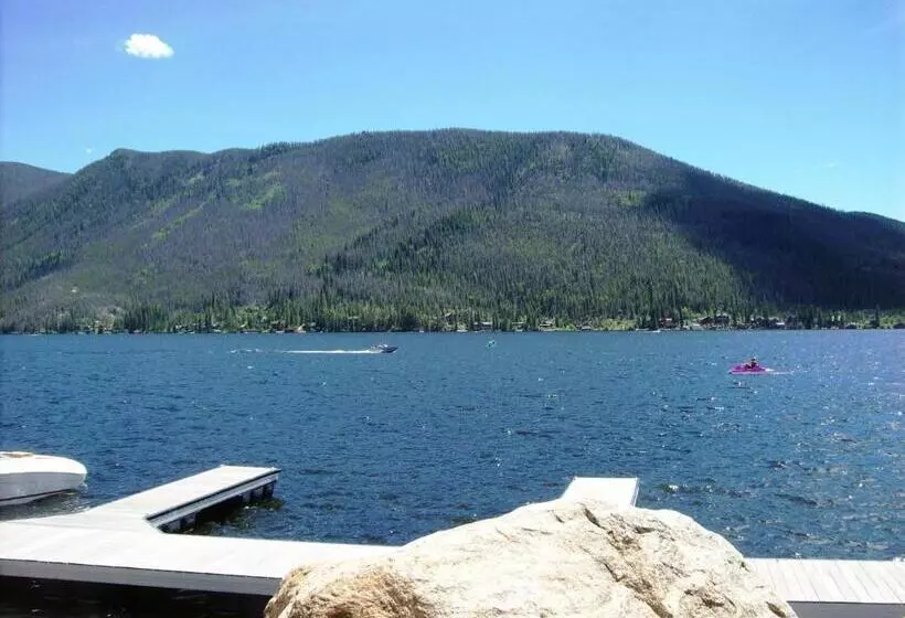 ホテル Western Riviera Lakeside Lodging