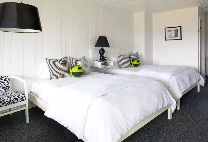 모텔 Sole East Beach