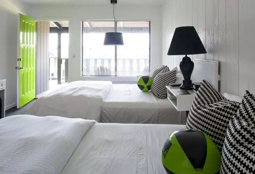 모텔 Sole East Beach