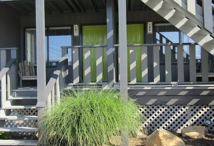 모텔 Sole East Beach