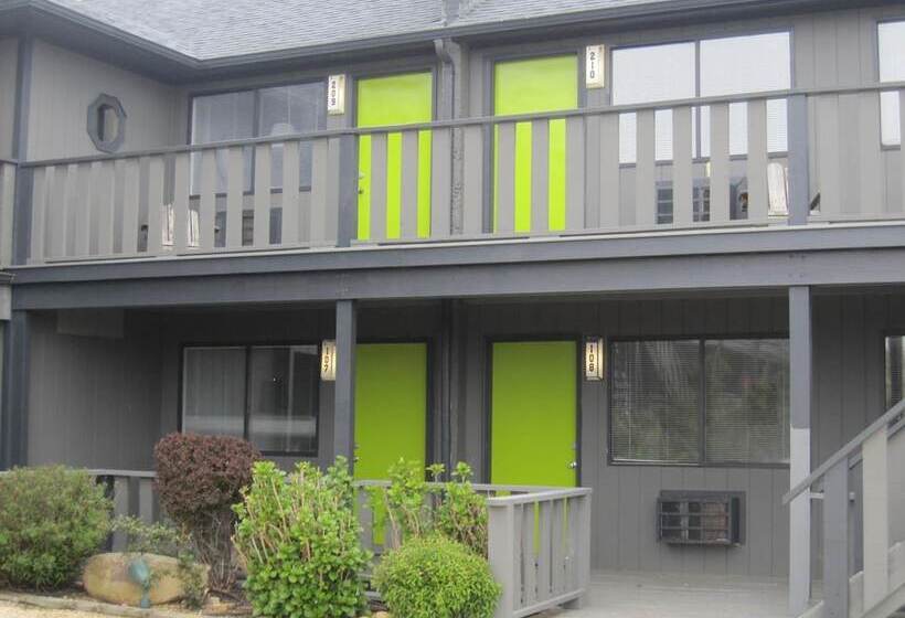 汽车旅馆  Sole East Beach