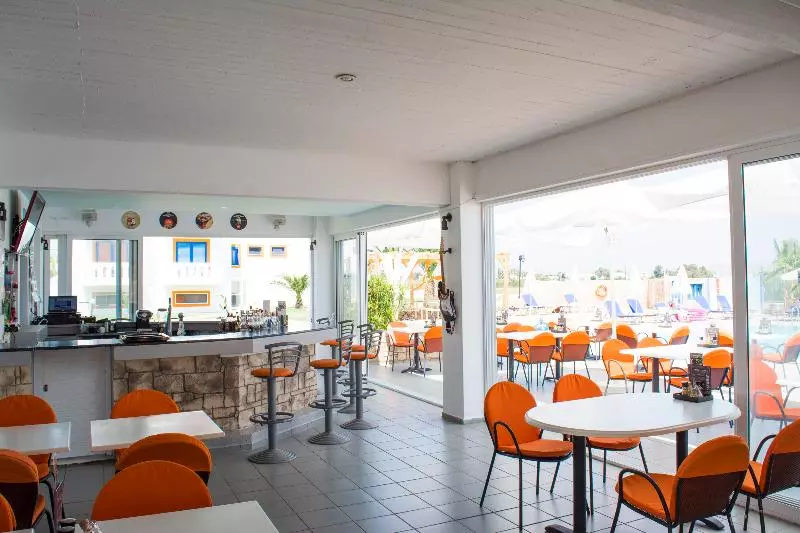 리조트 Bouradanis Village