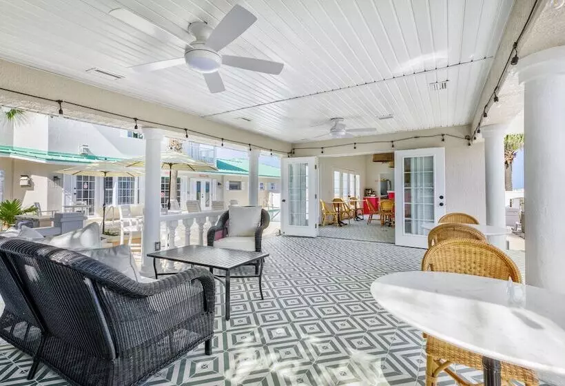 استراحتگاه Island Cottage Inn