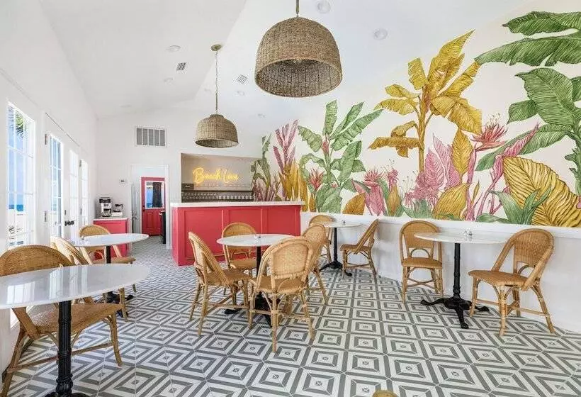 استراحتگاه Island Cottage Inn