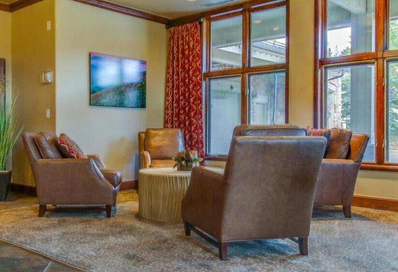 Romance At Riverbends Snowflake Lift