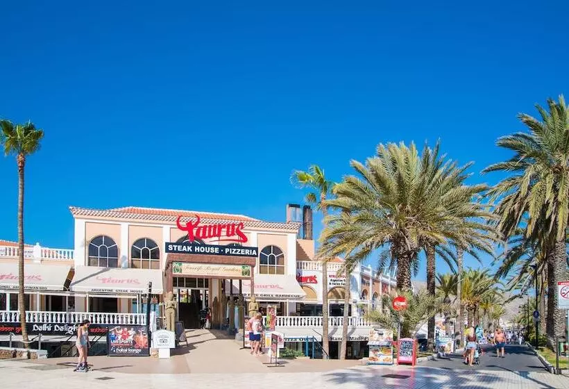 Tenerife Royal Gardens   Viviendas Vacacionales