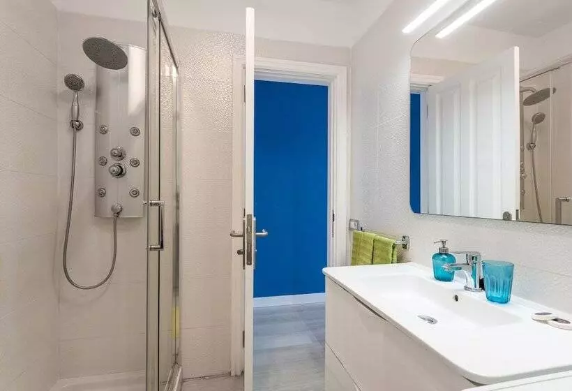 Tenerife Royal Gardens   Viviendas Vacacionales