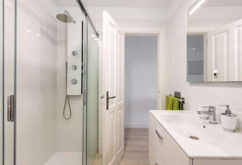 Tenerife Royal Gardens   Viviendas Vacacionales