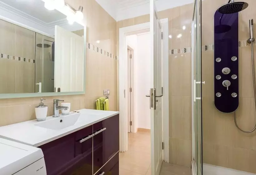 Tenerife Royal Gardens   Viviendas Vacacionales