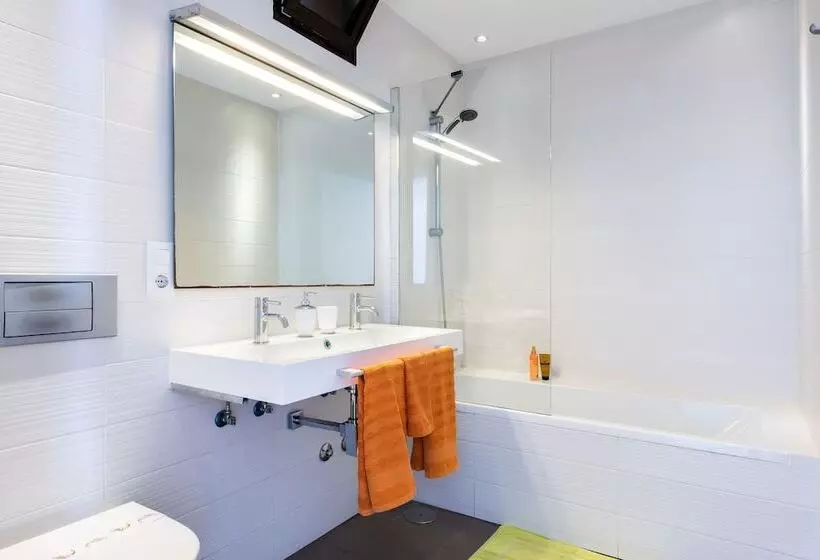 Tenerife Royal Gardens   Viviendas Vacacionales