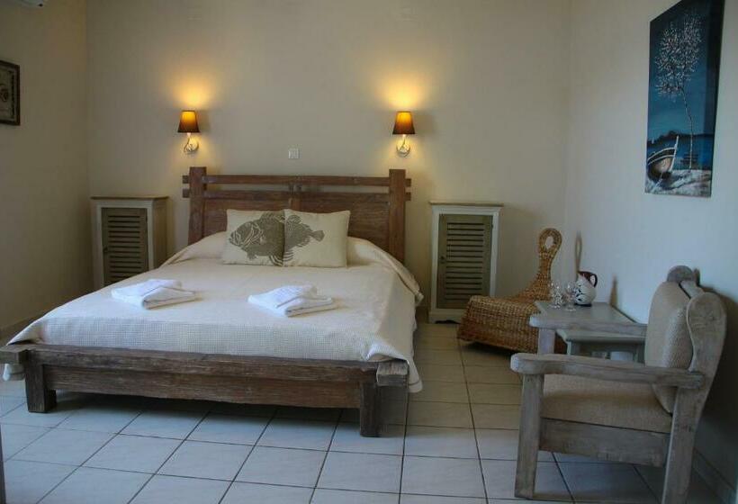 فندق صغير Captain Yiannis