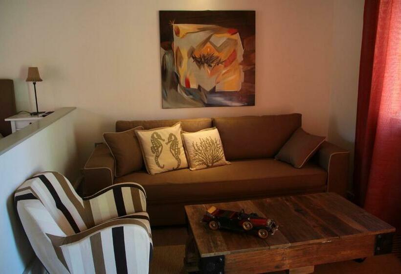 فندق صغير Captain Yiannis