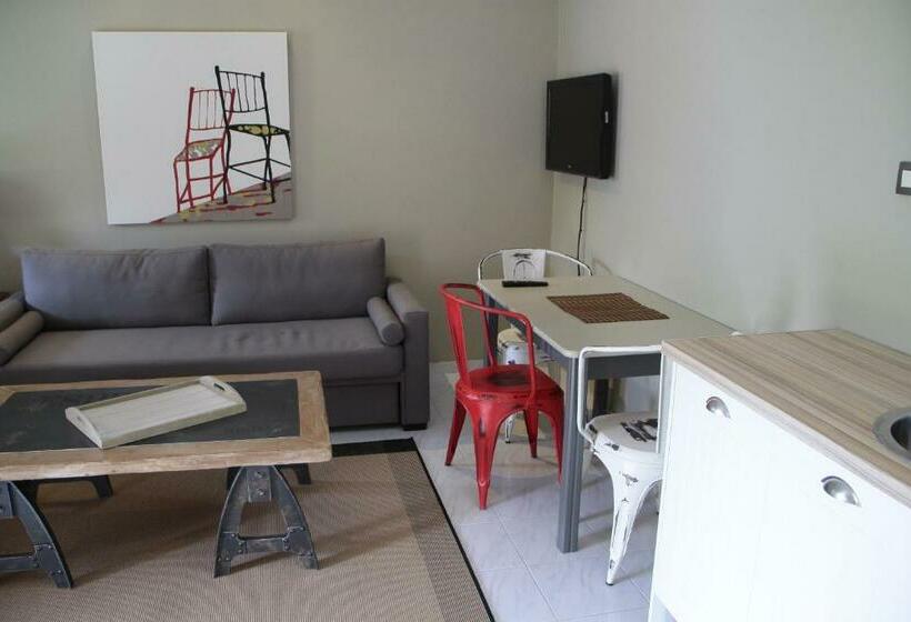 فندق صغير Captain Yiannis