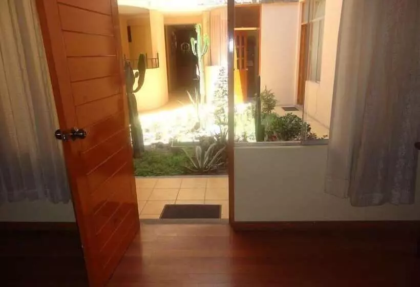 簡易ホテル Mirasol