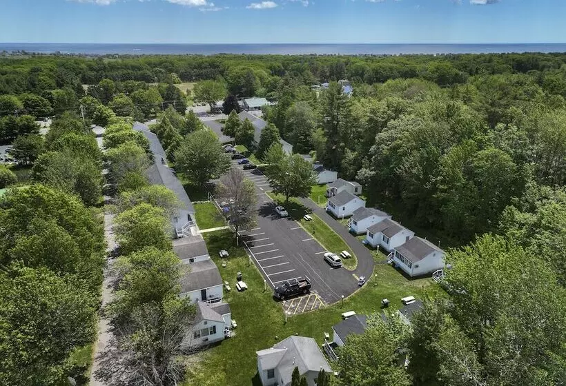 ホテル Anchor Inn And Cottages Wellsogunquit