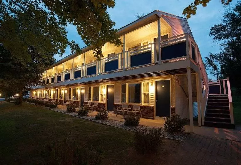 ホテル Anchor Inn And Cottages Wellsogunquit