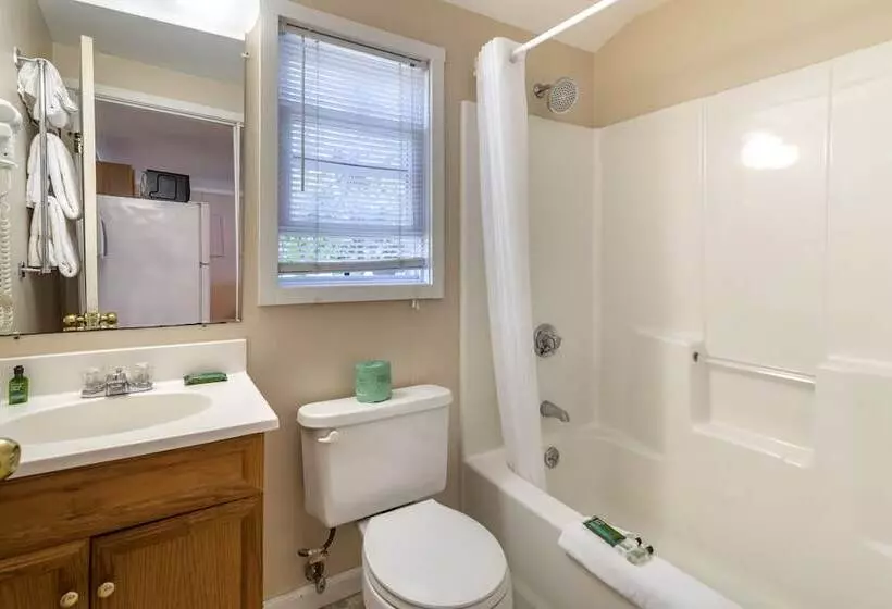 ホテル Anchor Inn And Cottages Wellsogunquit