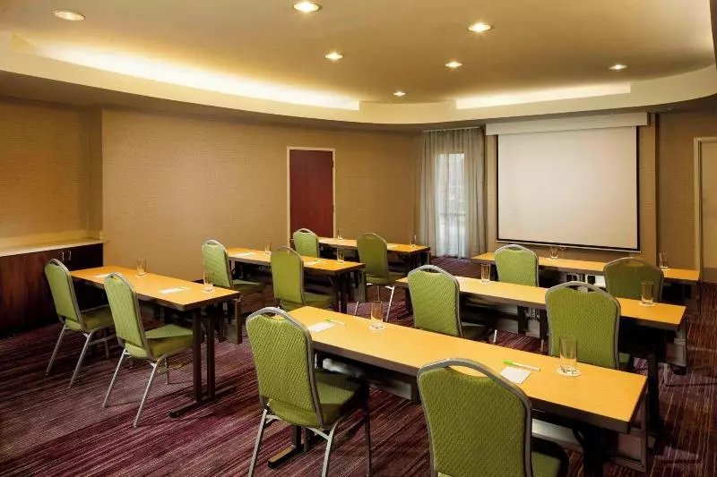 酒店 Courtyard By Marriott Jackson