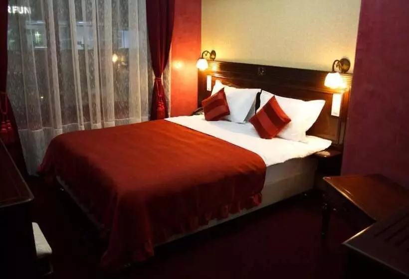 فندق Daily Plaza