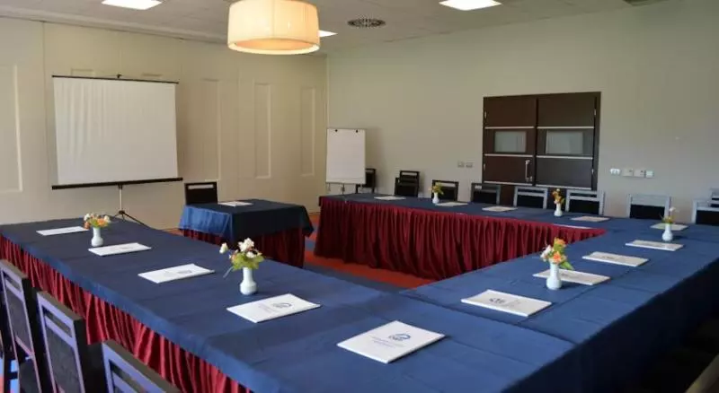 ホテル Dajti Tower   Belvedere