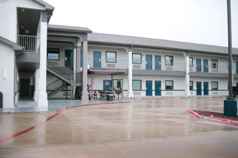 Отель Studio 6 Gonzales Tx