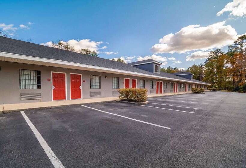 בית מלון כפרי Econo Lodge Inn & Suites Cayce I 26 Airport