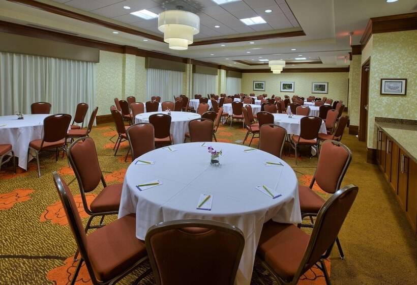 בית מלון כפרי Hilton Garden Inn Durham/university Medical Center