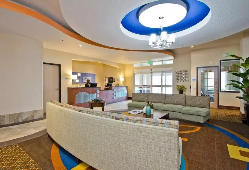 Hotelli Holiday Inn Express And Suites Denver East Peoria Street, An Ihg