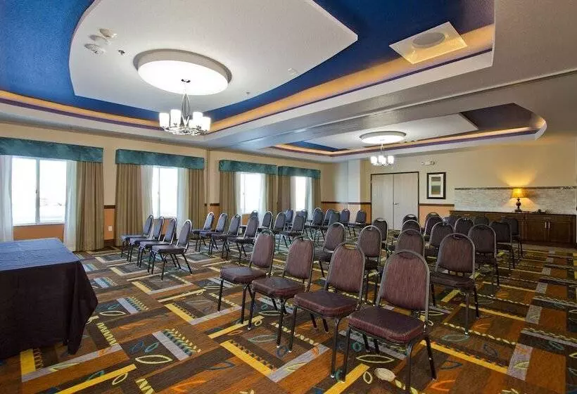 Hotelli Holiday Inn Express And Suites Denver East Peoria Street, An Ihg